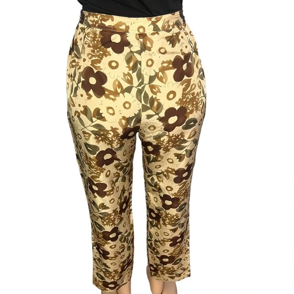 3/$30 🍂 International Concepts Brown Floral Silk Cigarette Pants - Picture 6 of 9